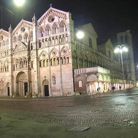 Micro Inside15 Ferrara