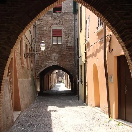 Micro Inside15 Ferrara